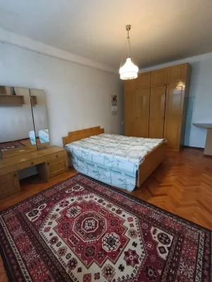 We offer a 3-room apartment for rent at Bratislavska Street, 20