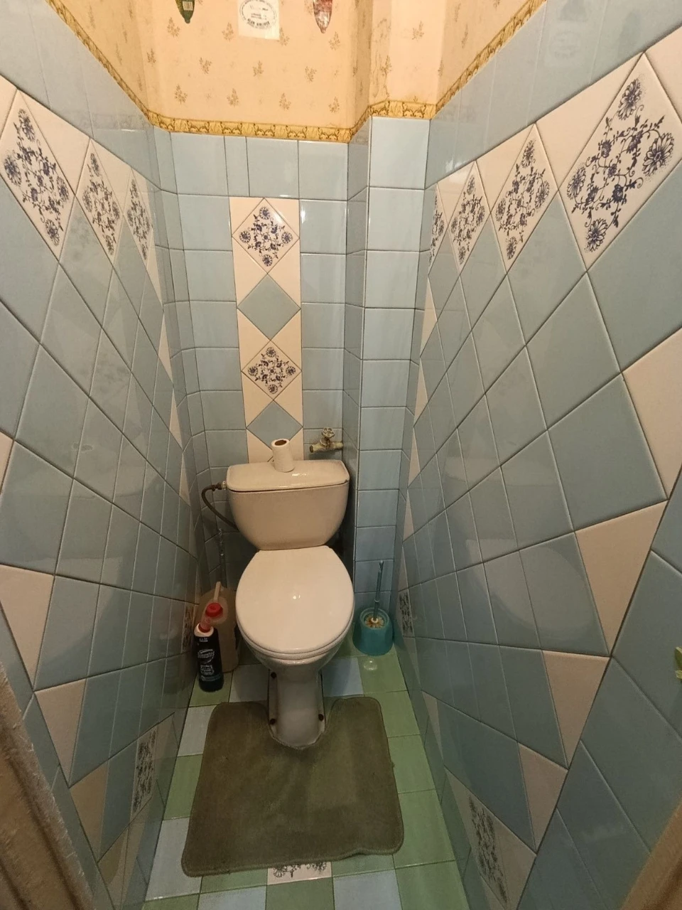 We offer a 3-room apartment for rent at Bratislavska Street, 20