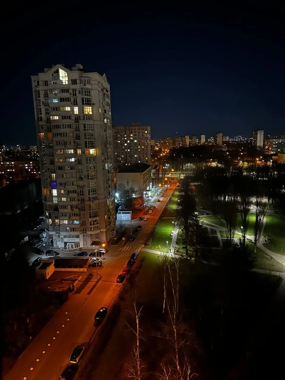 Продается 3-комнатная квартира в ЖК "Парковый"