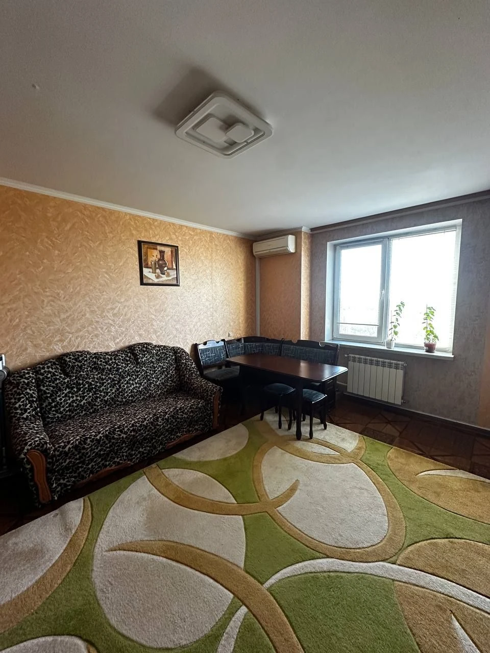 Продается 3-комнатная квартира в ЖК "Парковый"