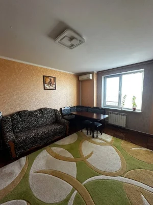 Продается 3-комнатная квартира в ЖК "Парковый"