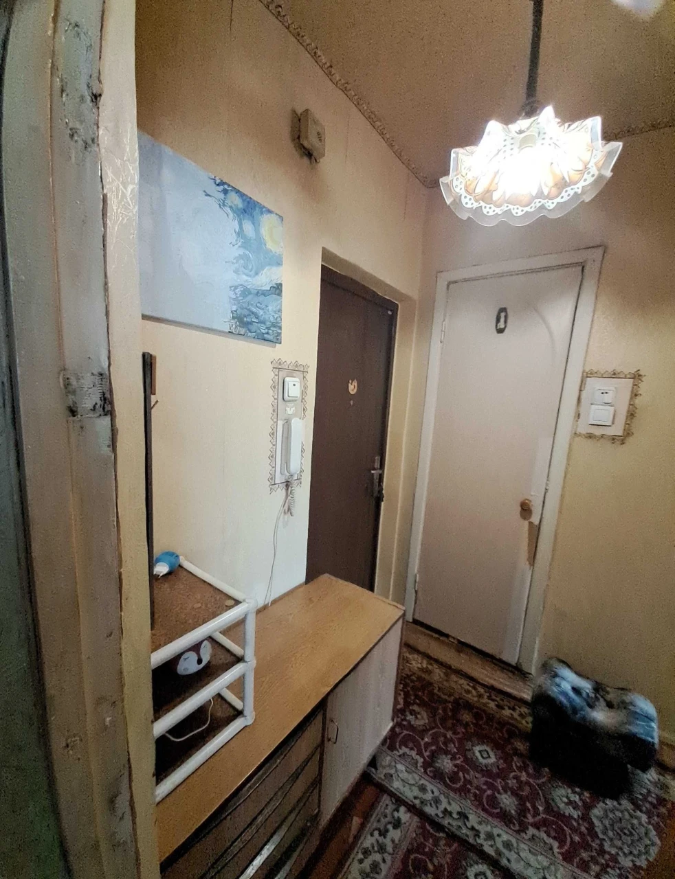 Продаж квартири з ремонтом Хорольська 8 корп4 стара Дарниця