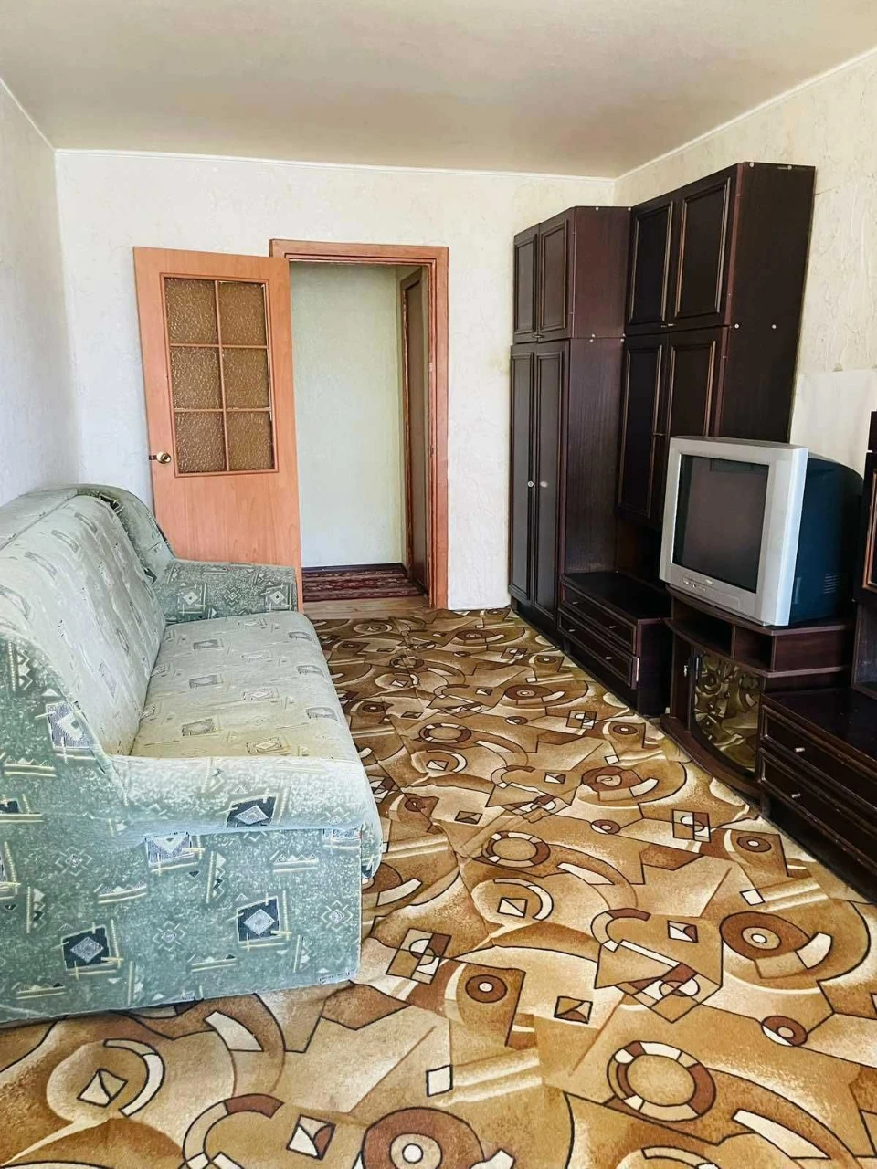 Продаж / 3- к / Парус / 71 м2 / кухня 10 м2 /