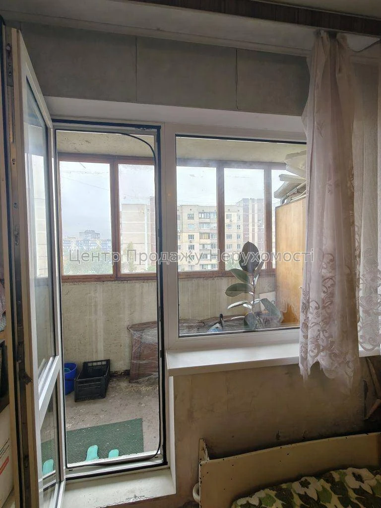 2-room apartment for sale, 57.4 m², 6th floor, Kyiv. Excellent