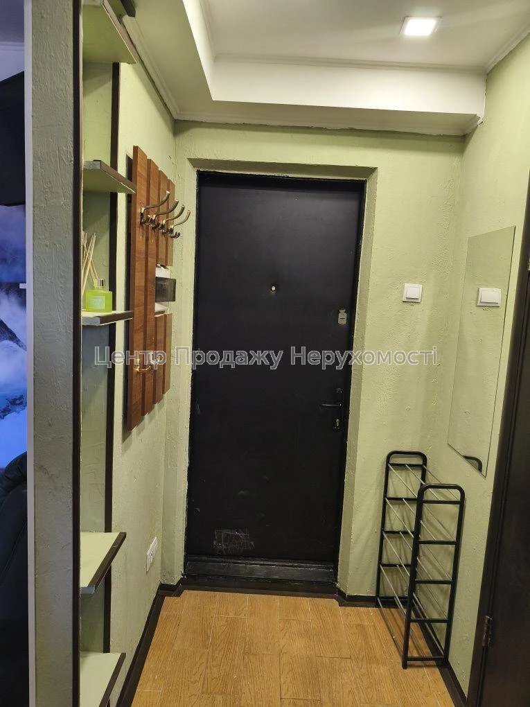 Продажа небольшого отеля в Киеве, 1 комната, 30 м², 6 из 9 этажа, отличное расположение