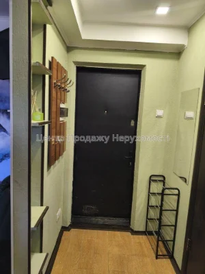 Продажа небольшого отеля в Киеве, 1 комната, 30 м², 6 из 9 этажа, отличное расположение