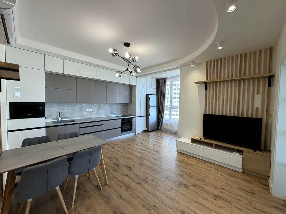Apartment. Odessa, Novoberehova Street