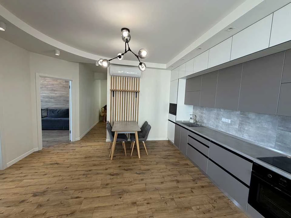 Apartment. Odessa, Novoberehova Street