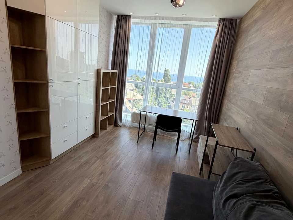 Apartment. Odessa, Novoberehova Street