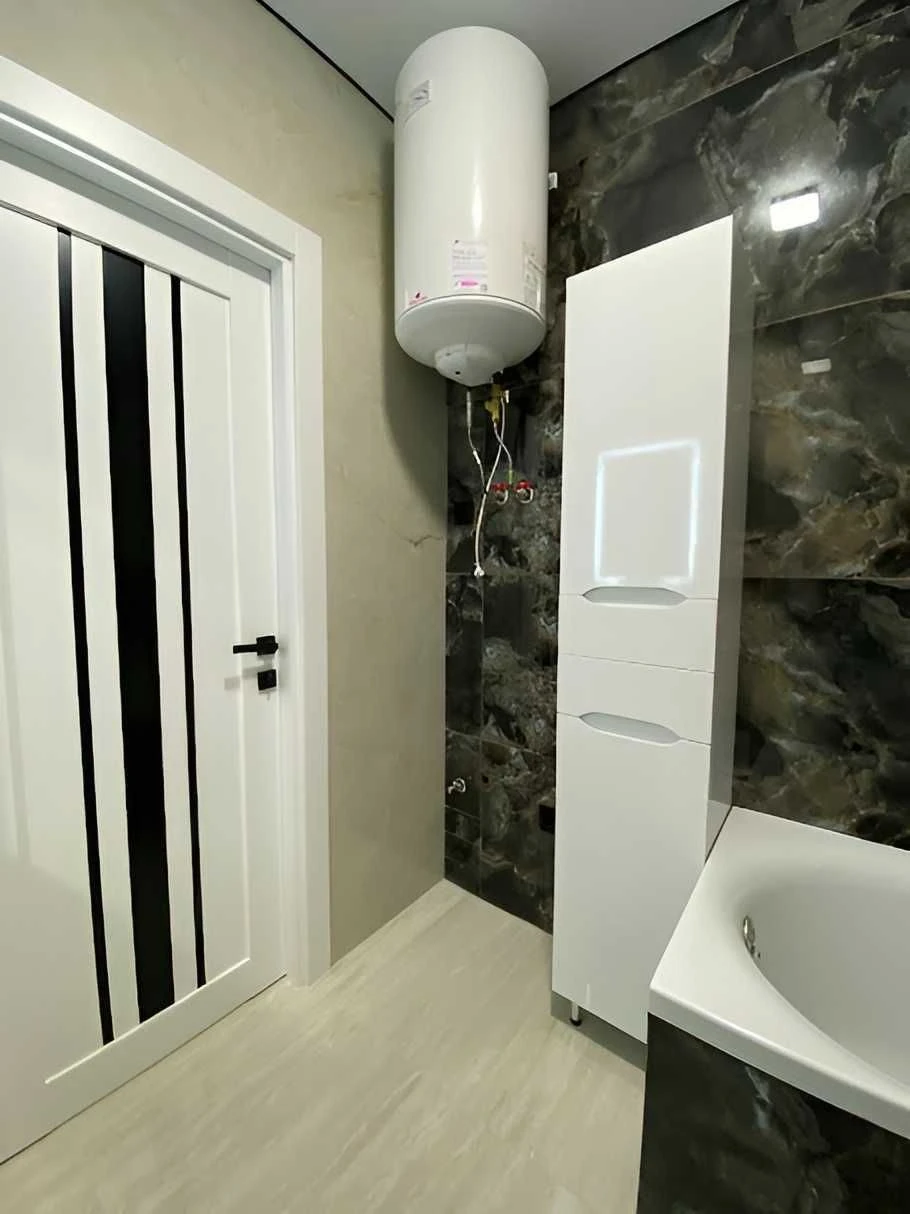 Sale of 1-bedroom apartment renovated in a completed building in OZERNA