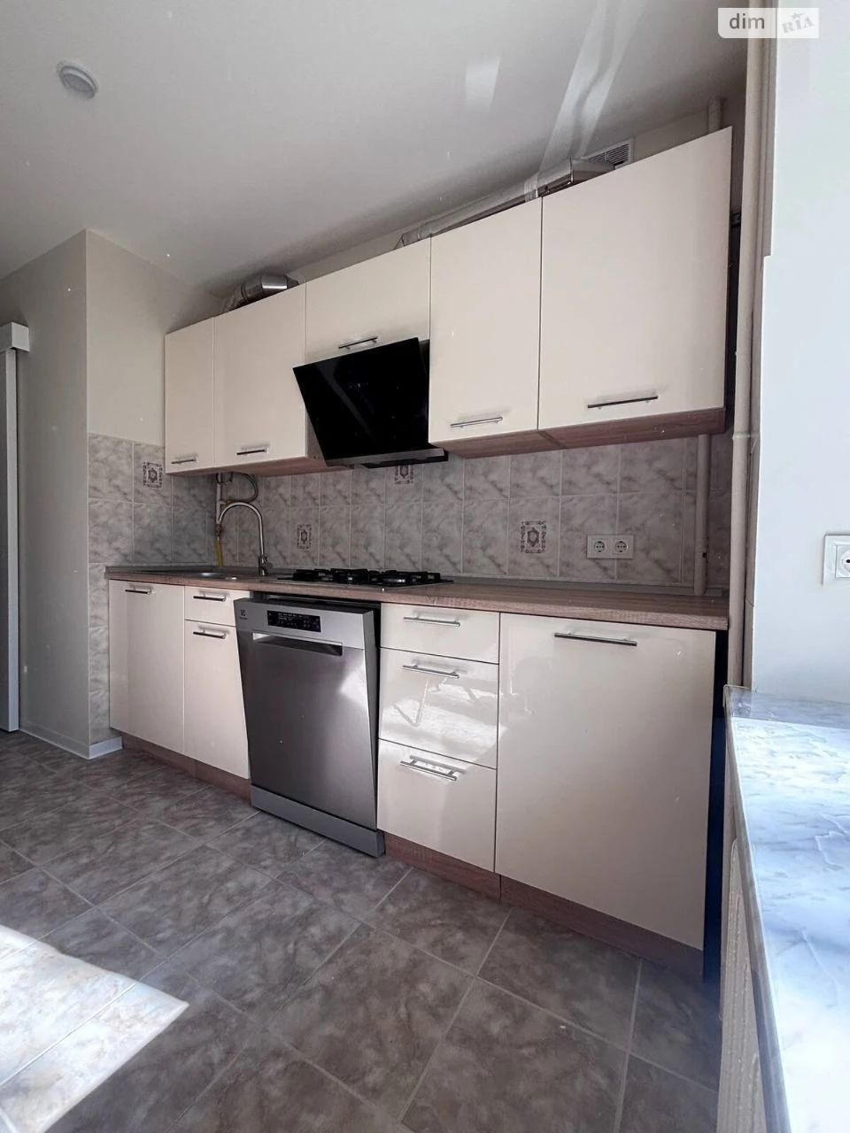 Long Term Rental Apartment, Railway District