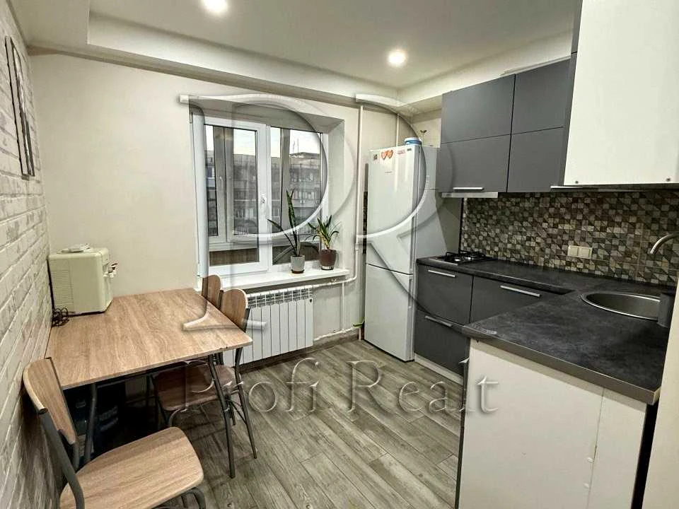 Apartment. Forest Avenue, Kyiv