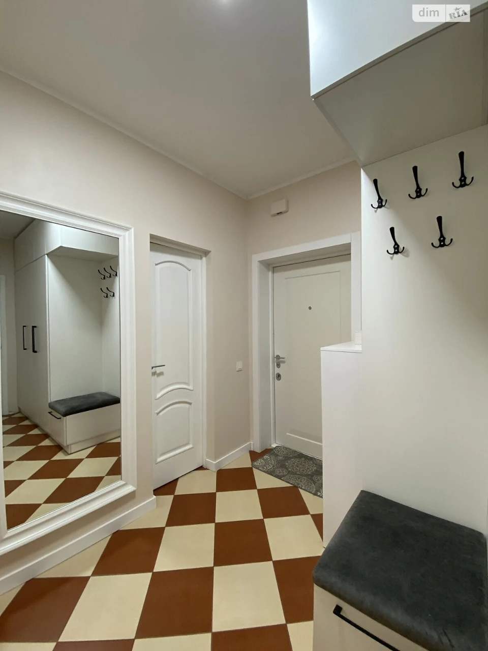 Long-Term Rental Apartment in Osokorky