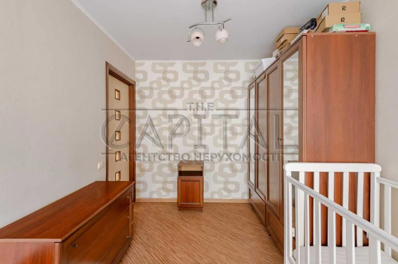 Продаж квартири Миколи Василенка Солом'янський р-н 45м2 Шуля