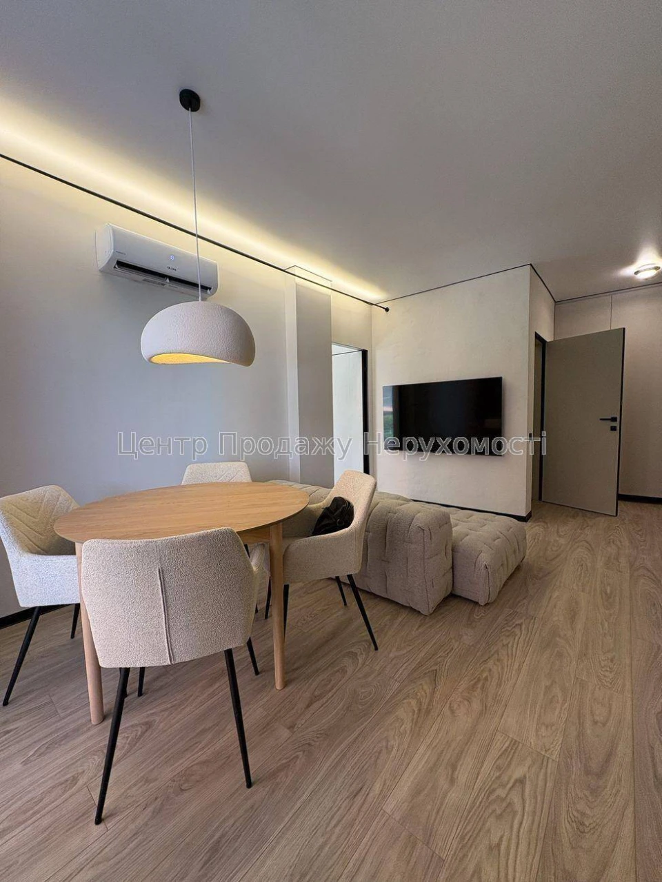 Продажа 1-комн. квартиры, 2/9, 46.7 м², ЖК "Республика", Киев – отличное
