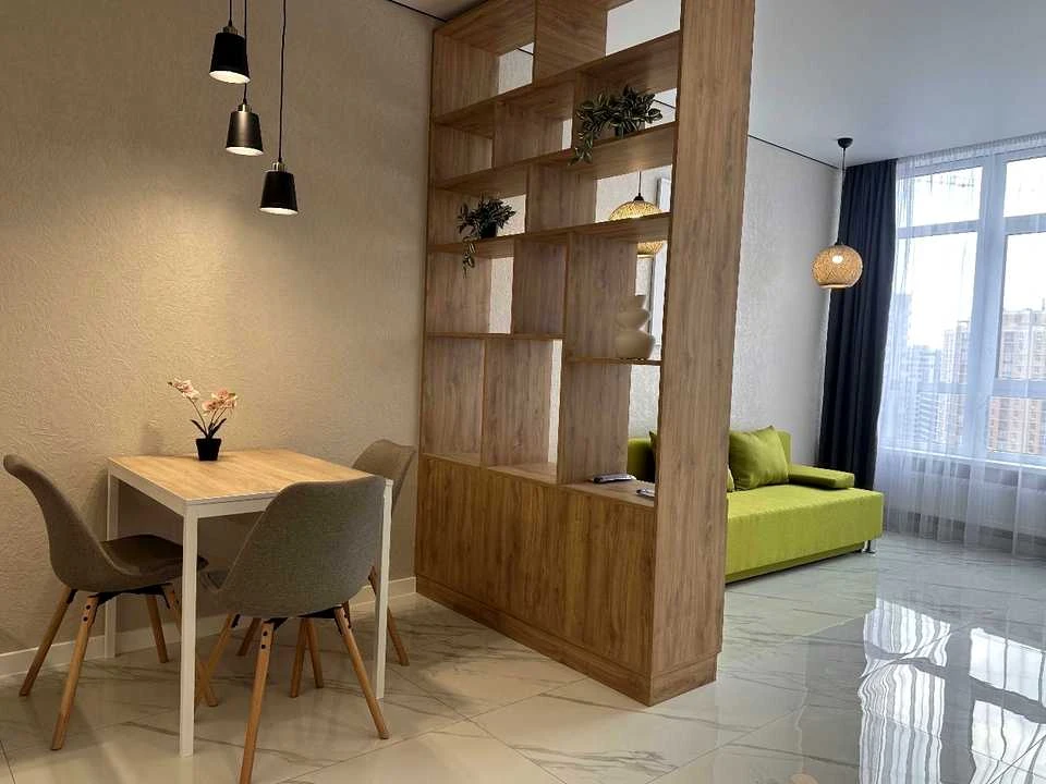 Apartment. Odessa, Kurortny Prospekt