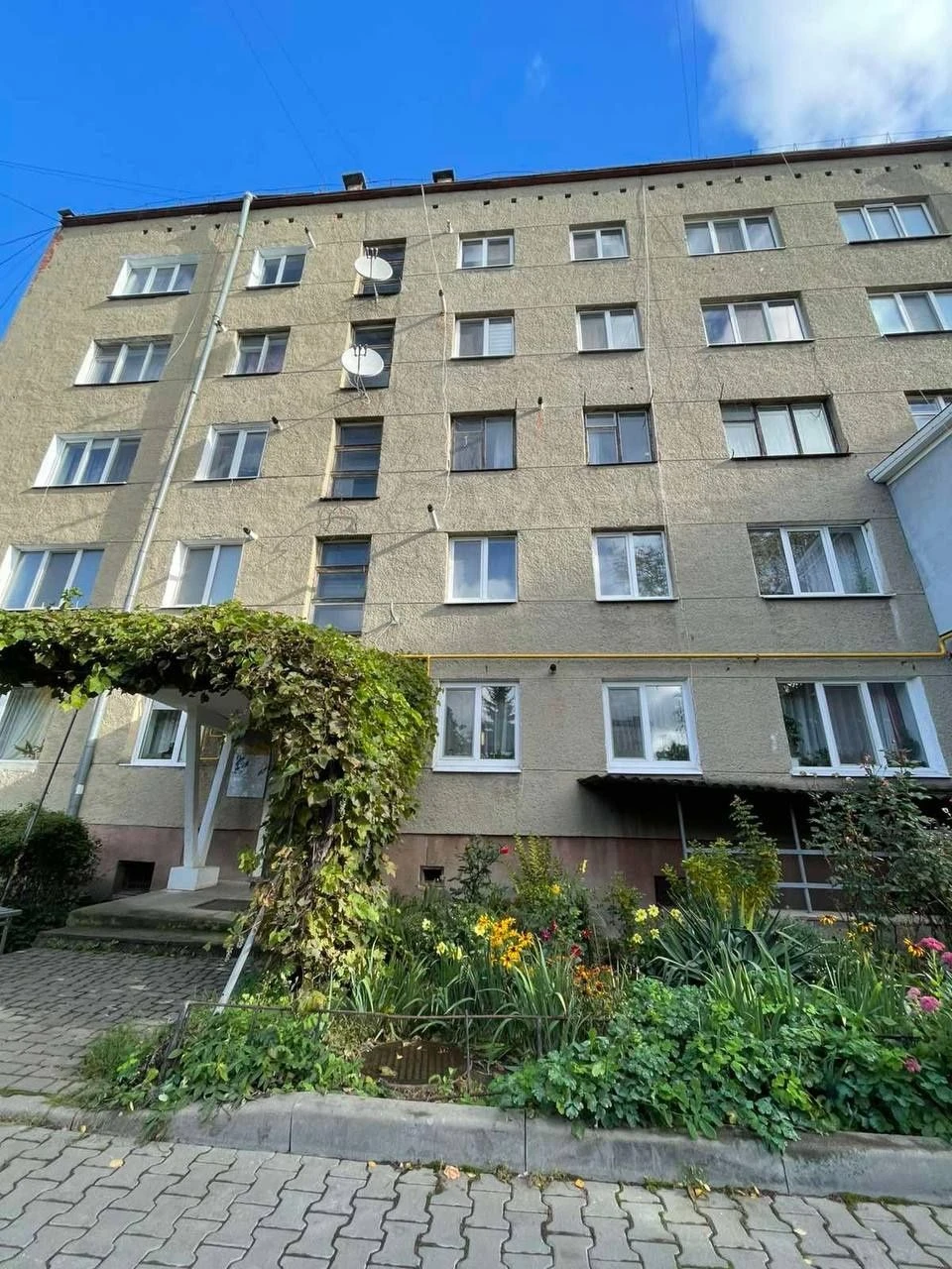 Продається 1 кімнатна квартира по вул Чорновола
