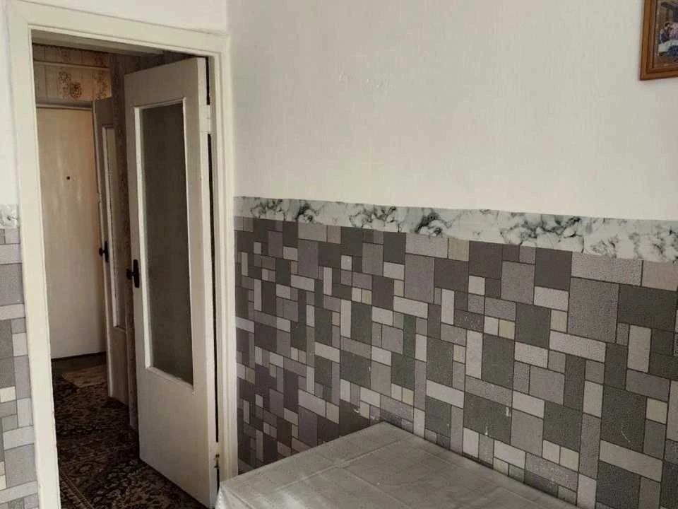 Apartment. Khmelnitsky, Perevomys Street.