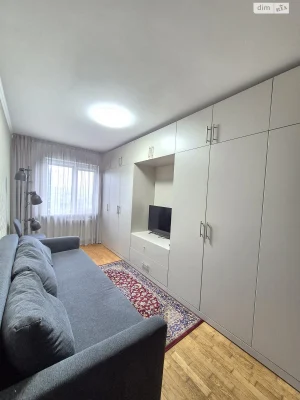 Сдается квартира в долгосрочной аренде, Солом'янка