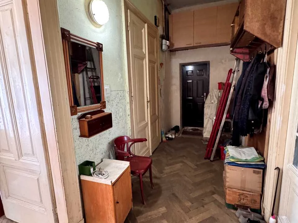 Apartment. Pavlo Kovzhuna Street, Lviv
