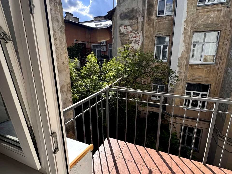 Apartment. Pavlo Kovzhuna Street, Lviv