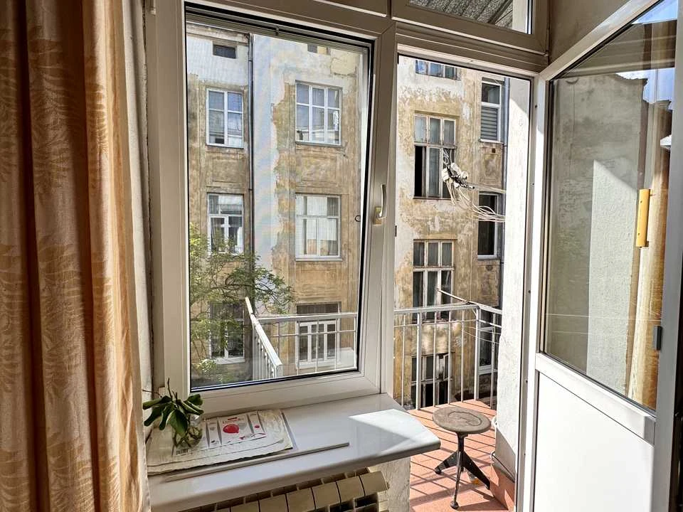 Apartment. Pavlo Kovzhuna Street, Lviv