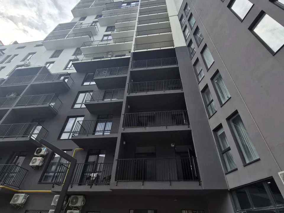 Apartment. Львів, Залізнична вул.