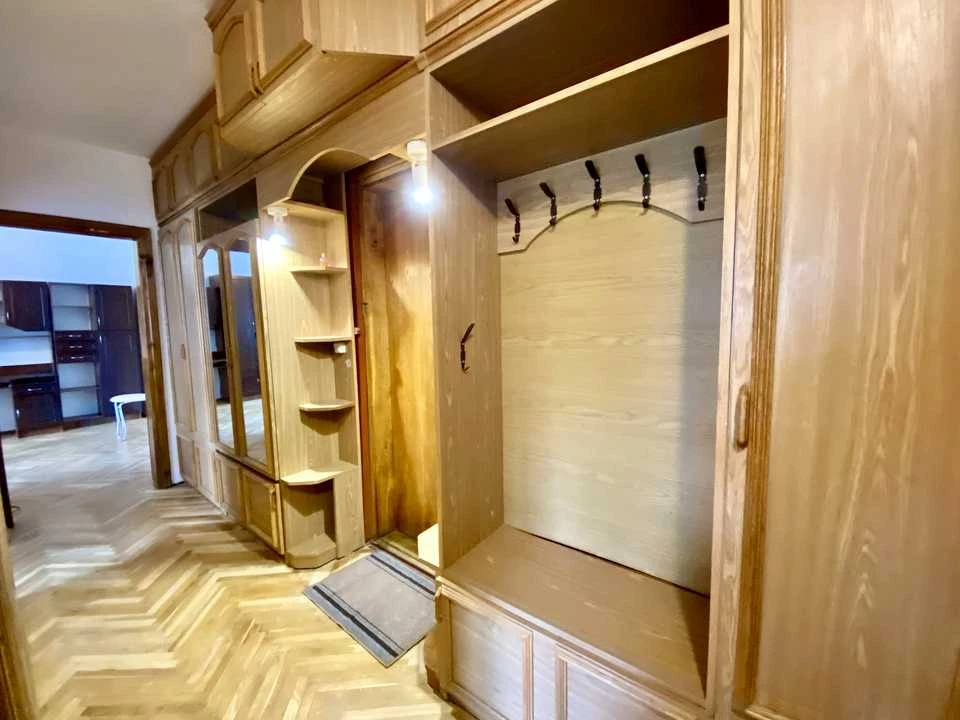 Apartment. Pavela Jozefa Shafarika Street, Lviv