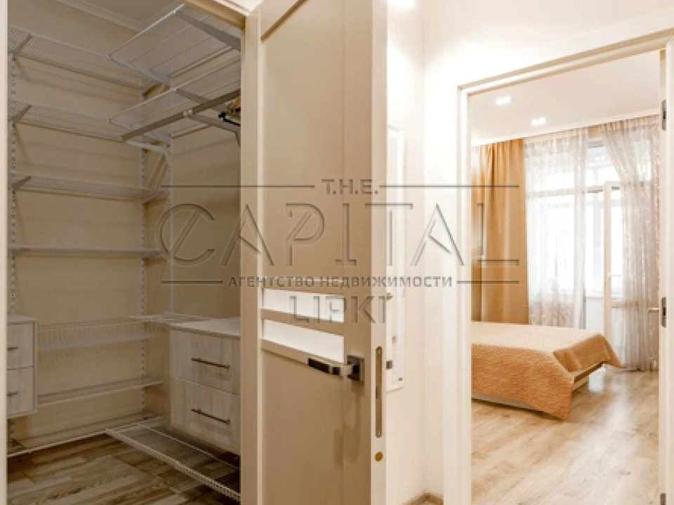 Apartment. Kyiv, Andriy Verkholyda Street.