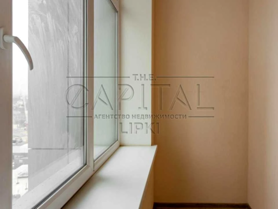 Apartment. Kyiv, Andriy Verkholyda Street.