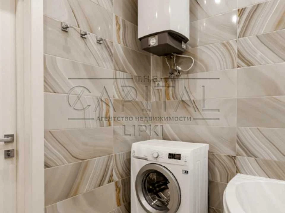 Apartment. Kyiv, Andriy Verkholyda Street.