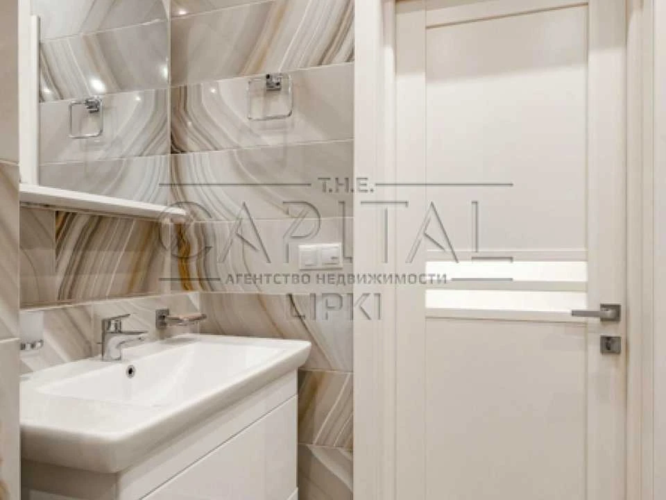 Apartment. Kyiv, Andriy Verkholyda Street.