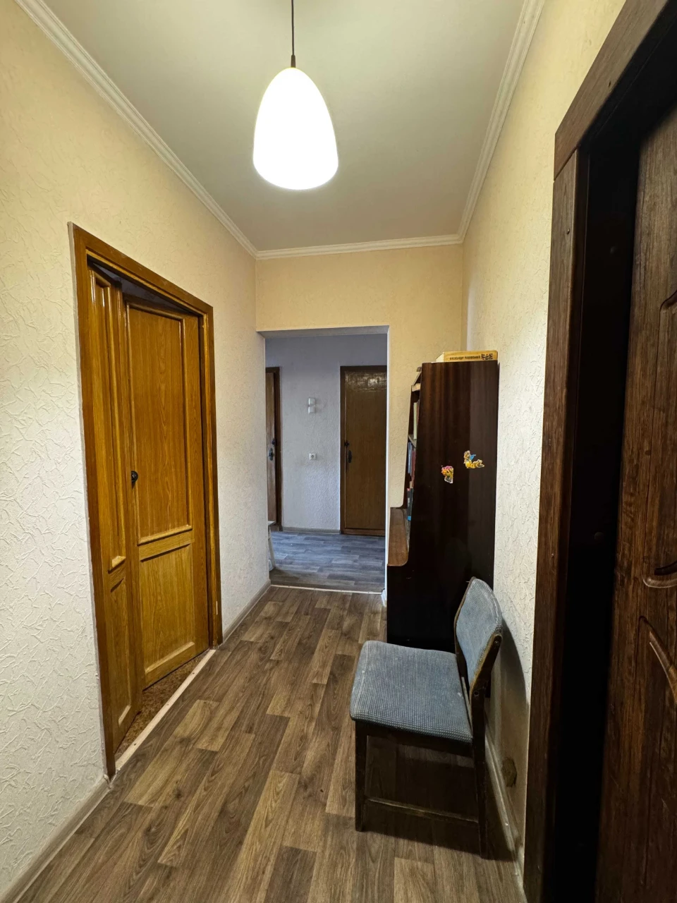 Sale of a two-bedroom apartment. European Union Avenue