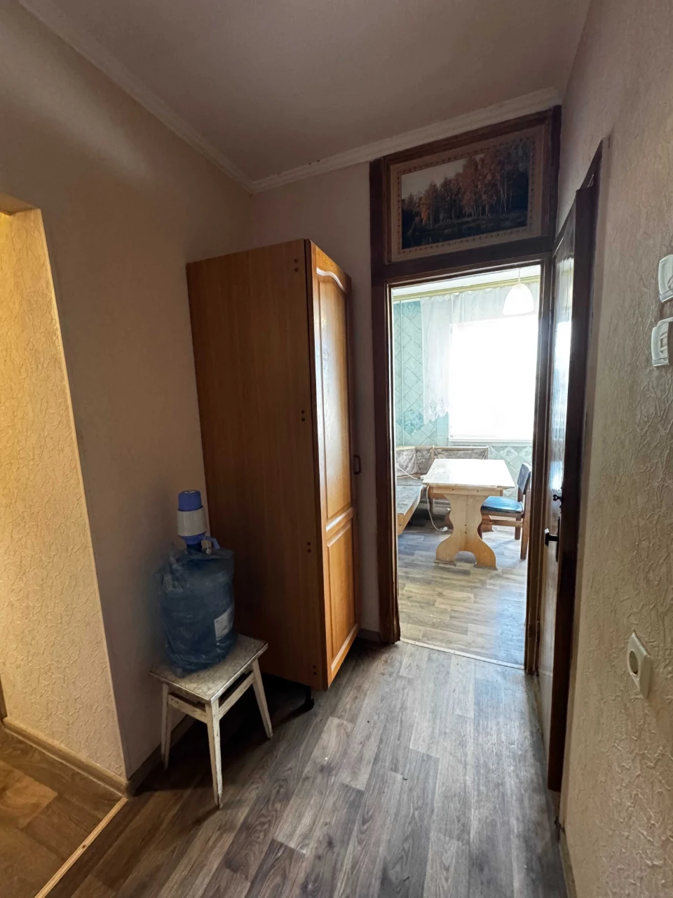 Sale of a two-bedroom apartment. European Union Avenue