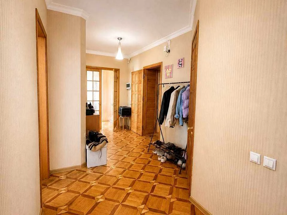 Apartment. Pisarevsky Street, Dnipro.