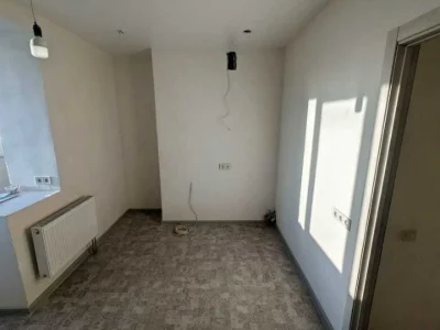 Apartment. Kharkiv, Myru St.