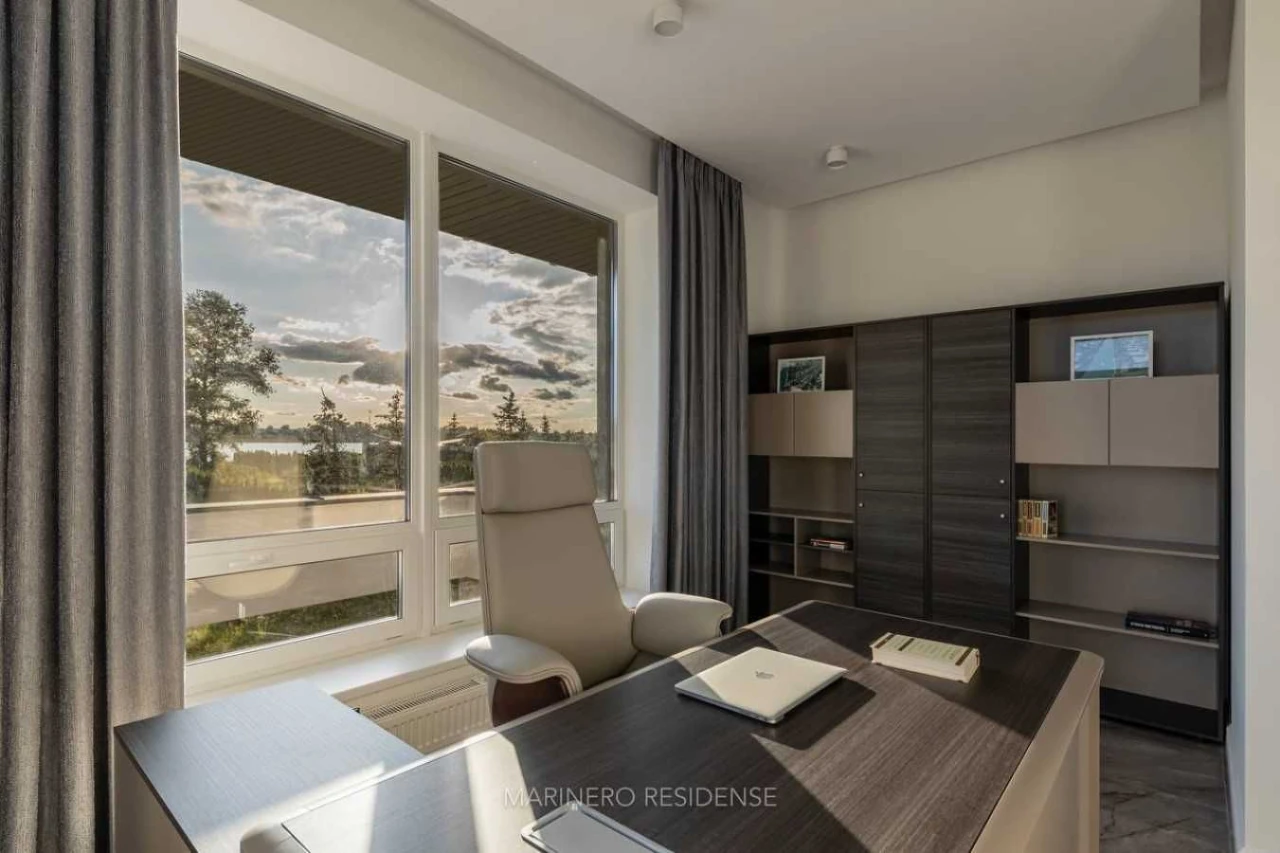 First Line in Dnipro! Private Beach! 320 sq m Premium Residence