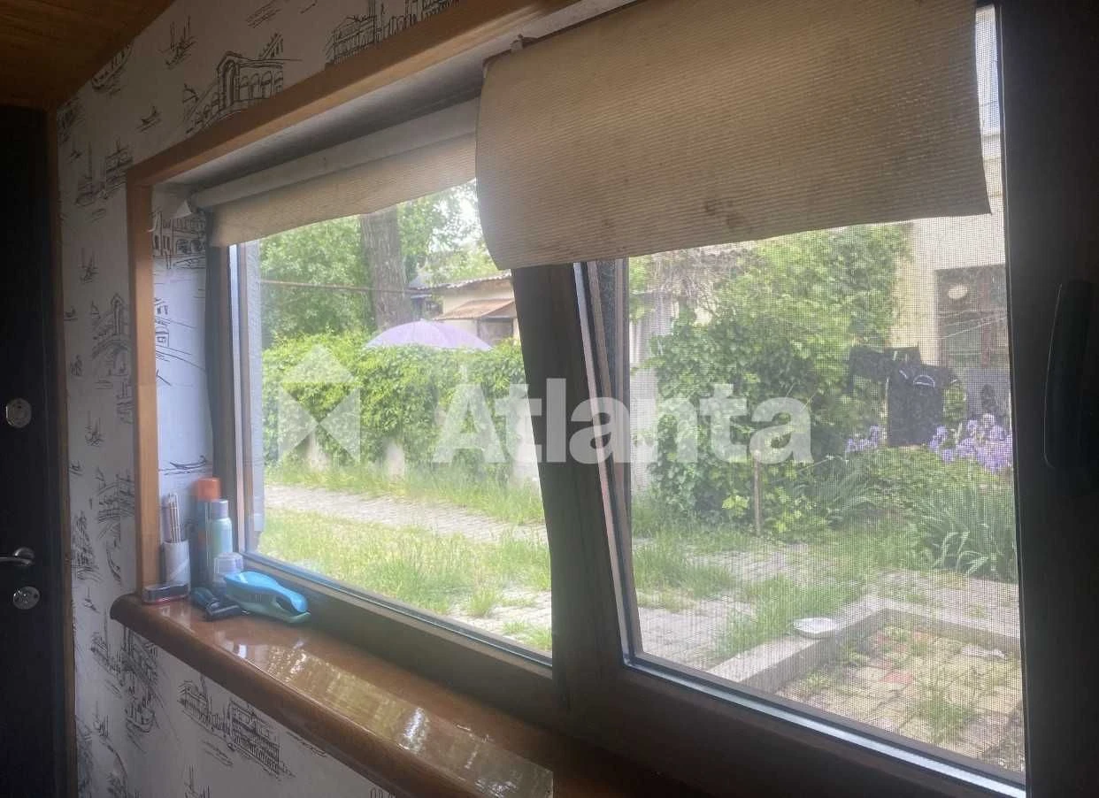 1-комнатная квартира с собственным подвалом в районе Дюковского парка
