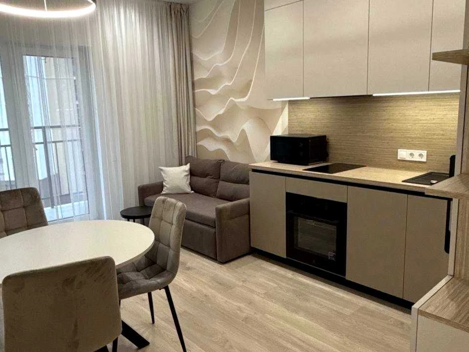 Apartment. Krasnova Street, Odessa