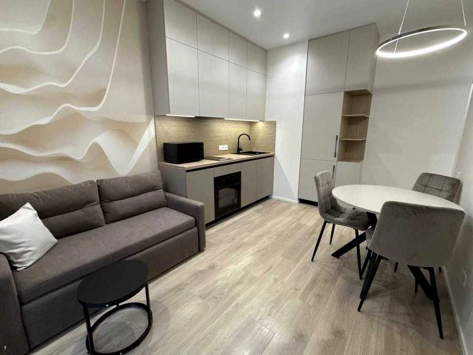 Apartment. Krasnova Street, Odessa