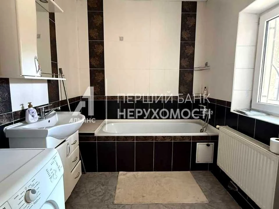 Будинок. Одеса, Анатолія Бачинського вул.