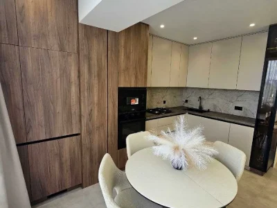 Apartment. Ivano-Frankivsk, Knıgynyn Street
