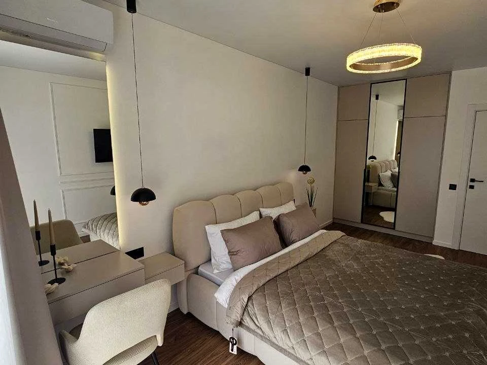Apartment. Ivano-Frankivsk, Knıgynyn Street
