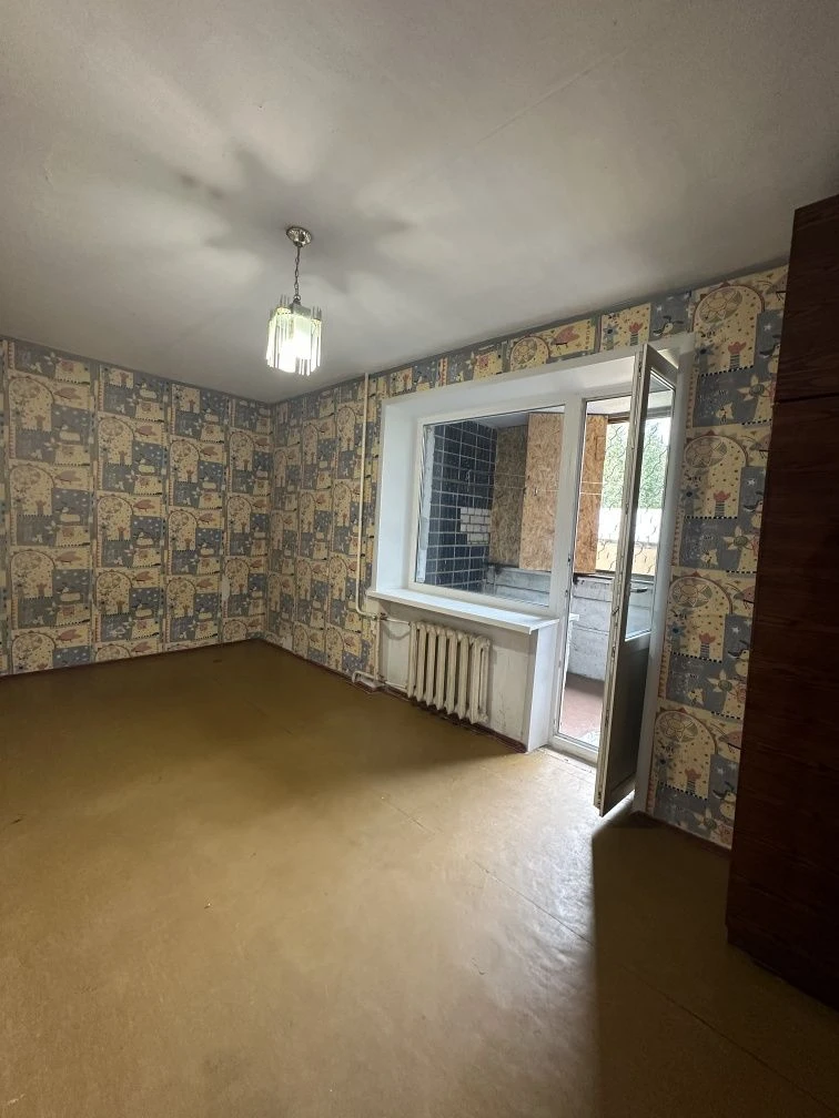 Продам 2-кімнатну квартиру в центрі міста