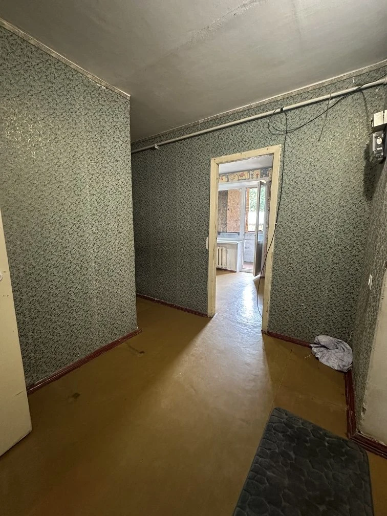 Продам 2-кімнатну квартиру в центрі міста