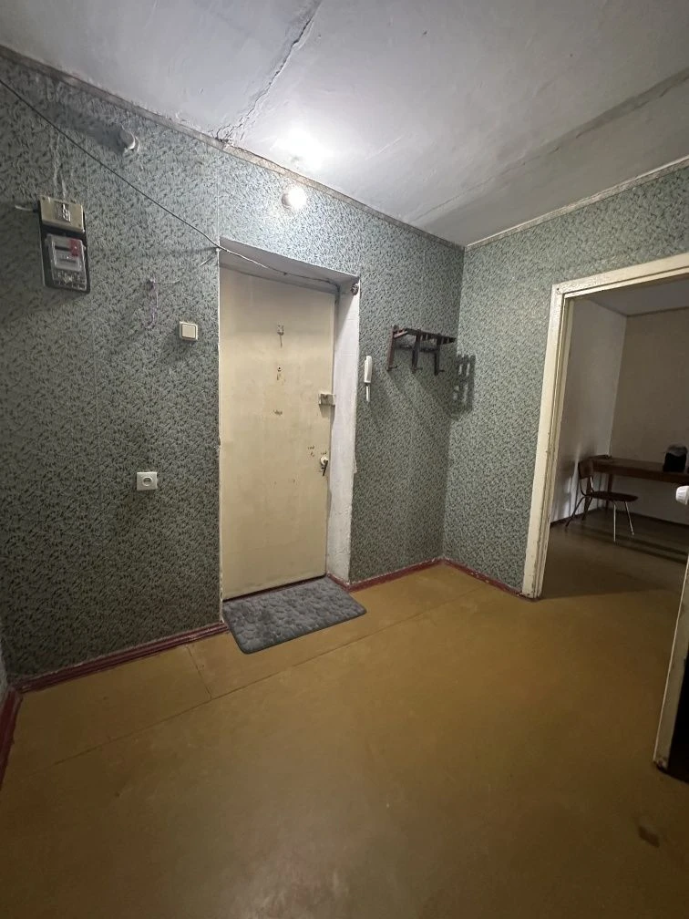 Продам 2-кімнатну квартиру в центрі міста