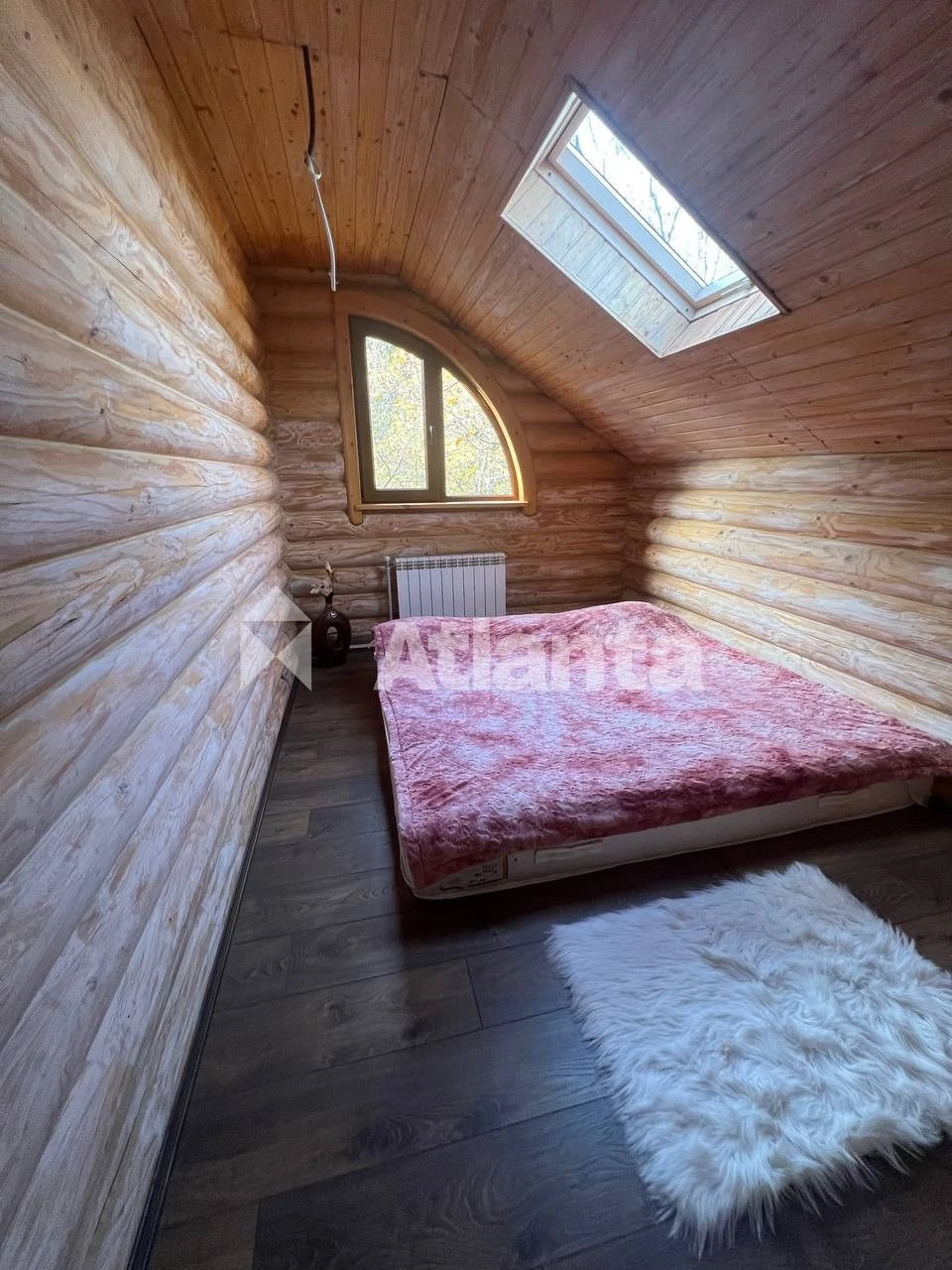 Cozy house in the Kemping area for sale.