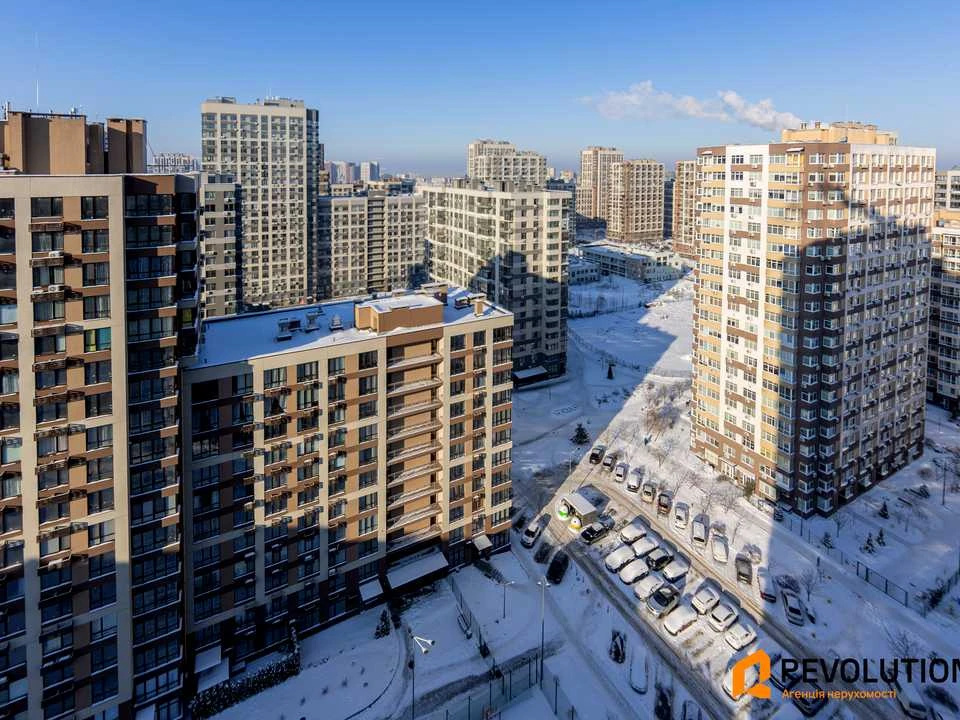 Квартира. Киев, улица Александра Олеся