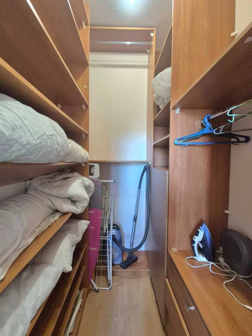 3-room apartment in the center of Kyiv, Khreshchatyk. Monthly rent.