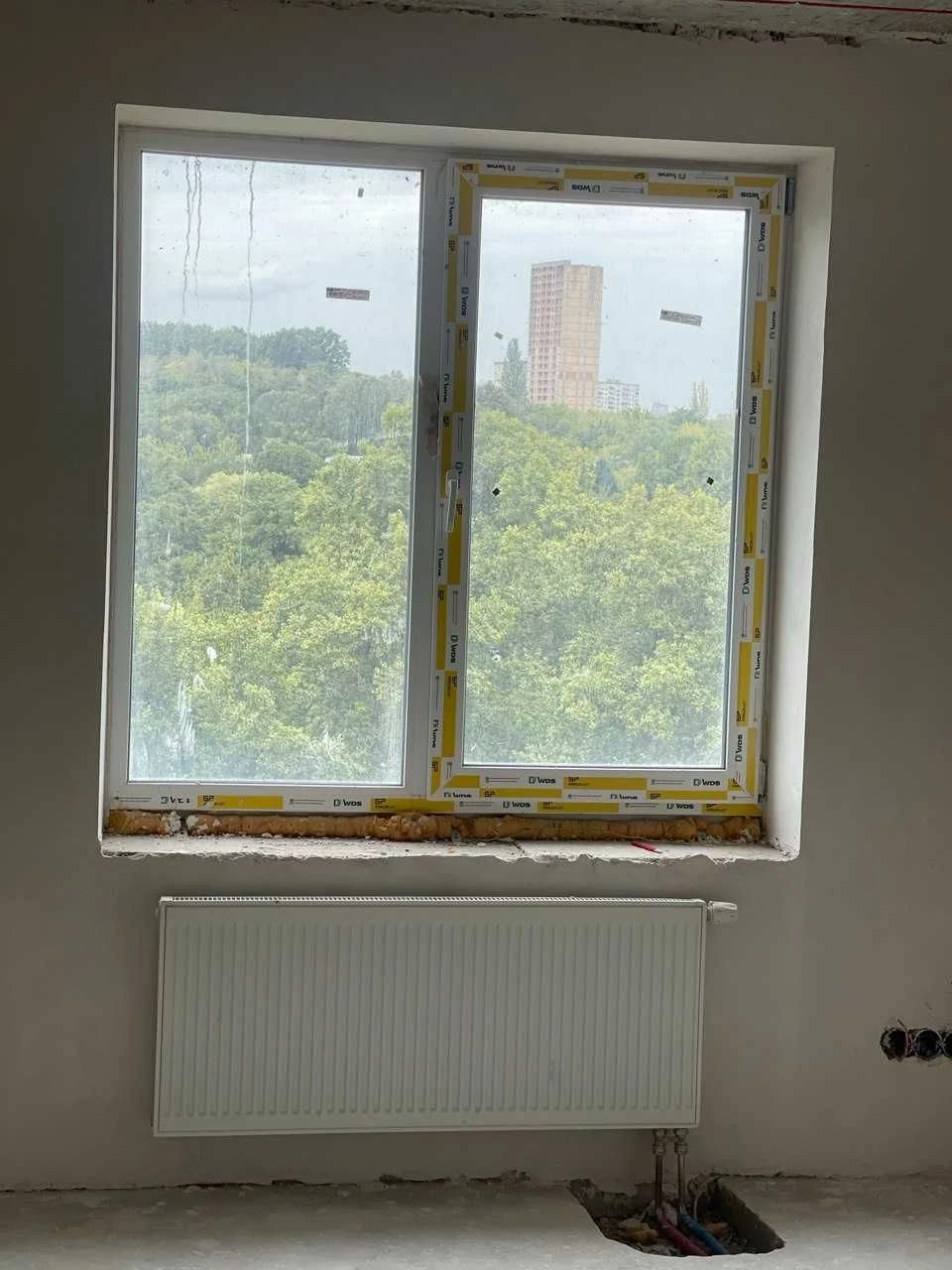 Holosiiv, Demianska - 5 min by car. Selling a 1-bedroom apartment